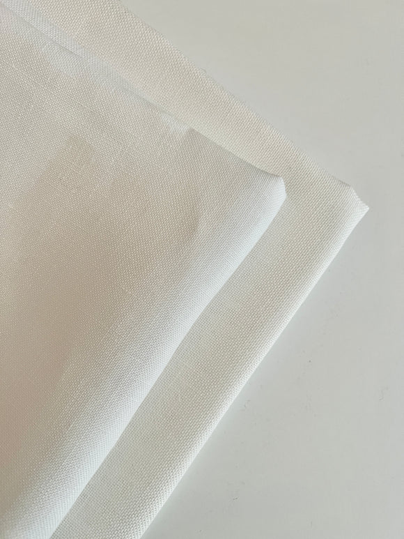 White Zweigart Fat Quarter: Choose Linen, Aida, or Lugana, and Count
